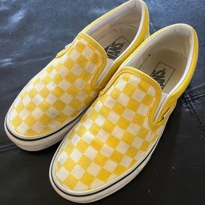 Vans Checkerboard Classic Slip Ons, Size 6 Cyber Yellow/ True White